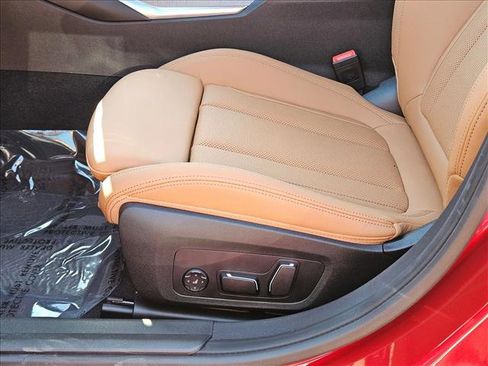 New 2026 BMW 330i Sedan w/ M Sport Package image 4