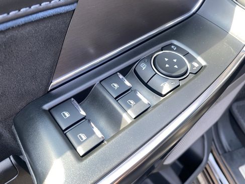 New 2025 Ford F150 Platinum image 14