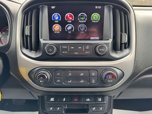 Used 2016 GMC Canyon SLT w/ Driver Alert Package image 21