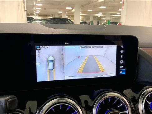 Used 2023 Mercedes-Benz GLA 250 4MATIC image 27