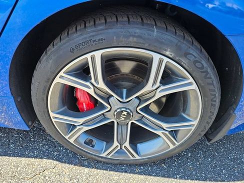 Used 2021 Kia Stinger GT RWD image 14