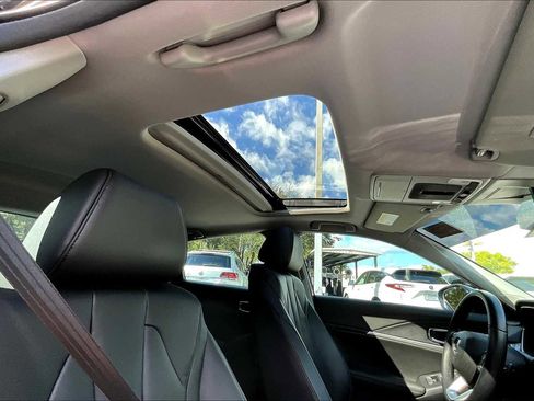 Certified 2025 Acura Integra image 13