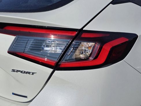 Certified 2025 Honda Civic Sport image 33