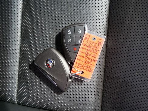 Used 2022 Buick Envision Essence w/ Sport Touring Package image 36