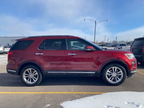 Used 2019 Ford Explorer Limited w/ Class III Trailer Tow Package image 9