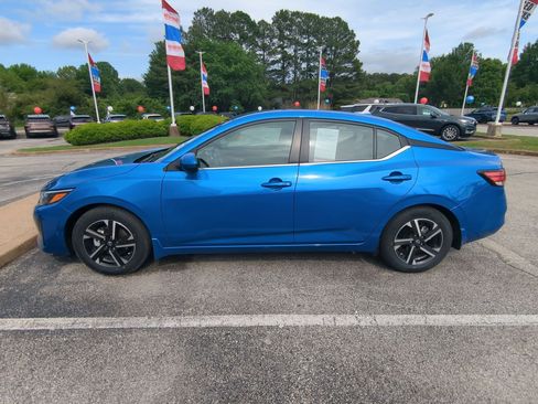 Used 2024 Nissan Sentra SV FWD image 6