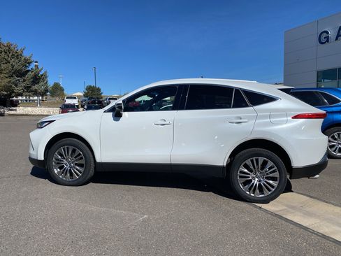 Used 2023 Toyota Venza Limited AWD/4WD image 31