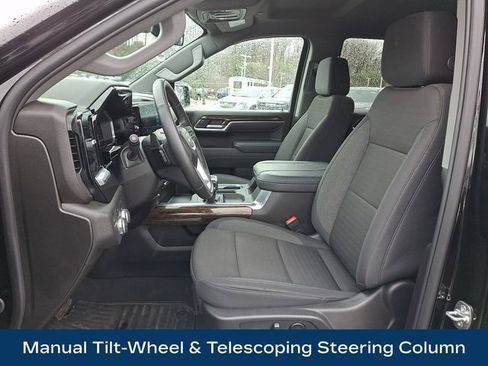 Used 2025 GMC Sierra 1500 Elevation image 18