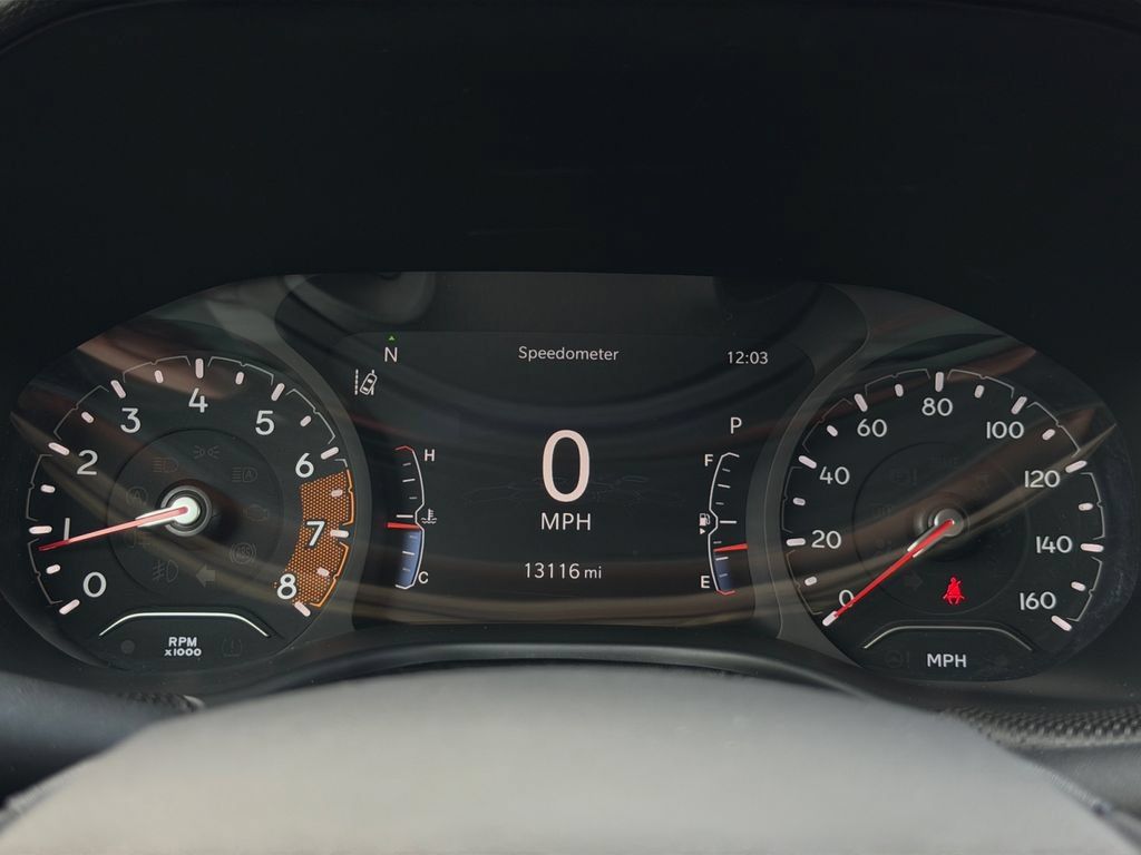 Used 2023 Jeep Compass Trailhawk w/ Sun and Sound Group AWD/4WD image 9