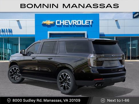 New 2026 Chevrolet Suburban RST image 4