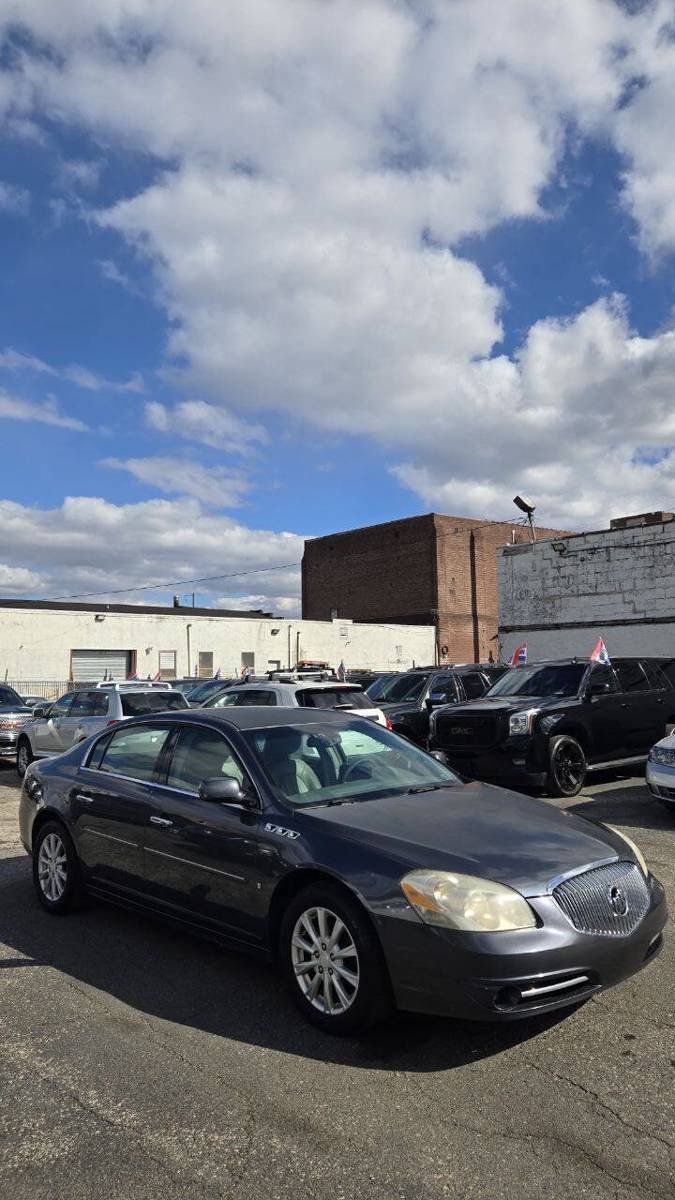 Used 2010 Buick Lucerne CXL FWD image 4