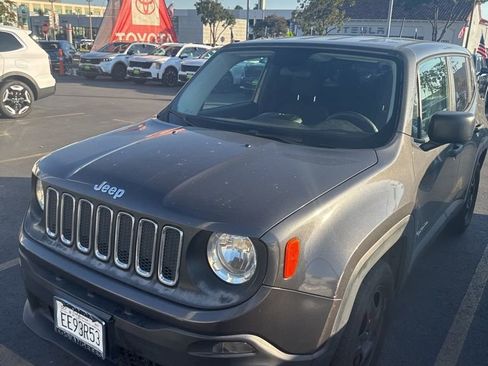 Used 2017 Jeep Renegade Sport w/ Power & Air Group image 7