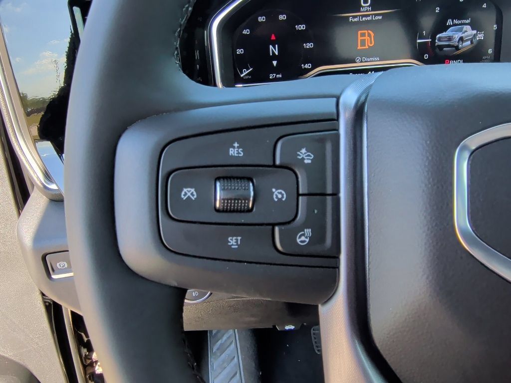 New 2025 GMC Sierra 1500 Elevation AWD/4WD image 17