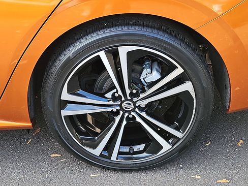 Certified 2022 Nissan Sentra SR w/ Electronics Package image 8