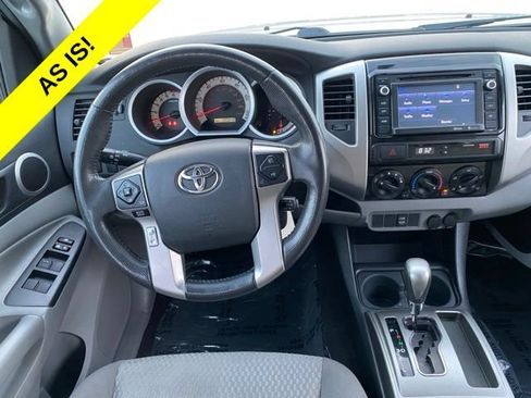Used 2014 Toyota Tacoma PreRunner w/ SR5 Package RWD image 9