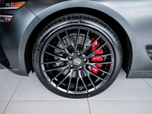 Used 2022 Genesis G70 3.3T Launch Edition image 54