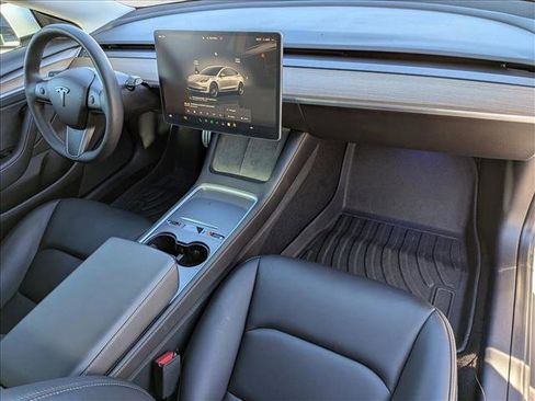 Used 2022 Tesla Model 3 Performance image 23