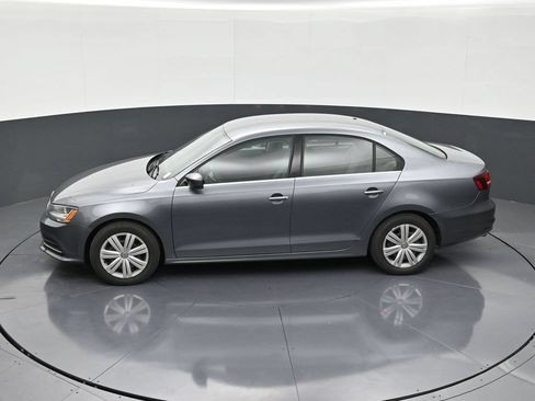 Used 2017 Volkswagen Jetta S FWD image 13