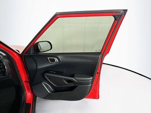 Used 2022 Kia Soul EX FWD image 31