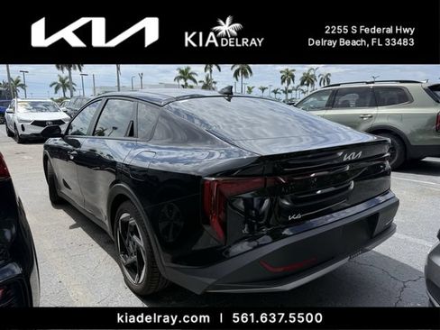 Used 2025 Kia K4 EX FWD image 3