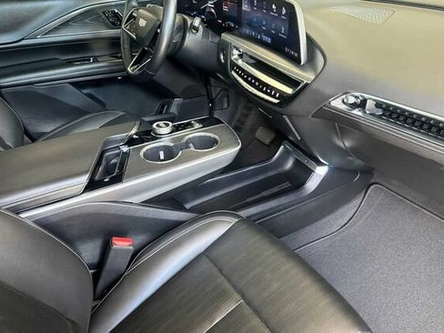 Certified 2024 Cadillac Lyriq Sport w/ LPO, Floor Liner Package AWD/4WD image 15