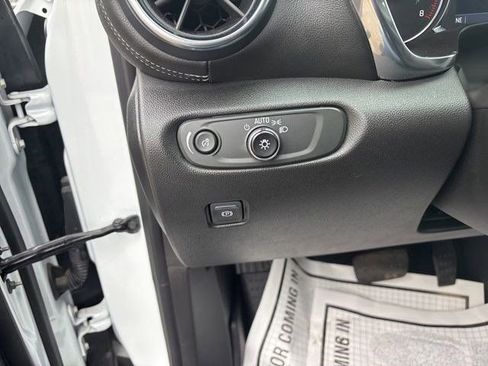 Used 2023 Chevrolet Blazer LT w/ Convenience Package image 19