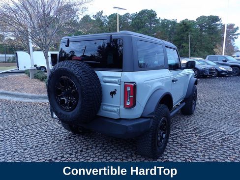 Used 2022 Ford Bronco Wildtrak image 6