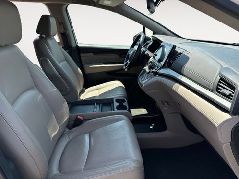 Used 2019 Honda Odyssey EX-L image 11