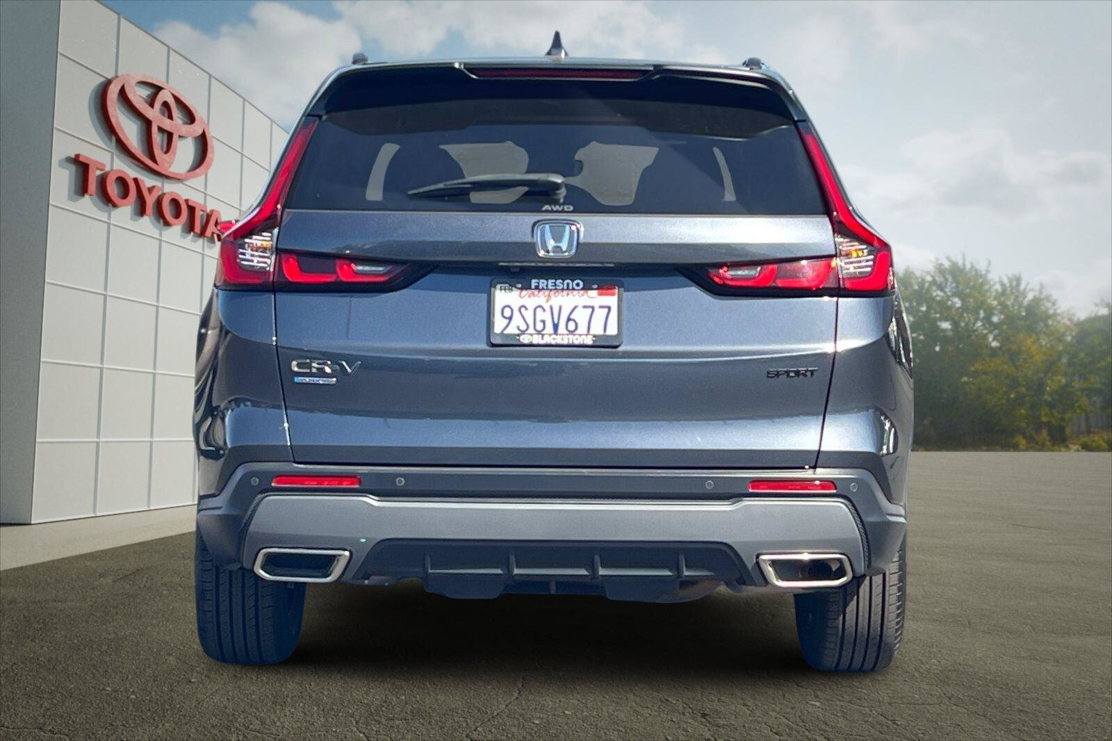 Used 2025 Honda CR-V Sport-L image 4