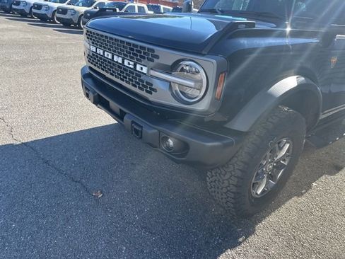 New 2025 Ford Bronco Badlands AWD/4WD image 9