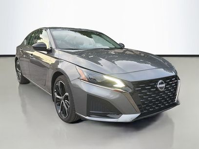 New 2025 Nissan Altima 2.5 SR