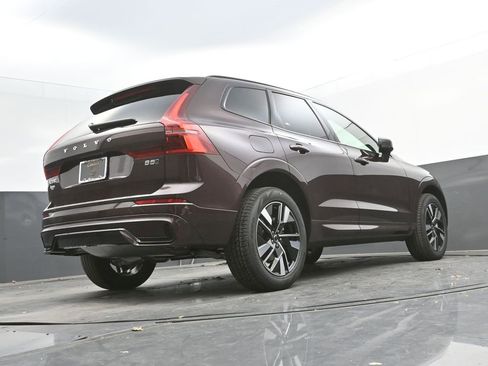 New 2026 Volvo XC60 B5 Core w/ Climate Package AWD/4WD image 34