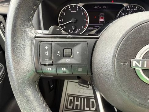 Used 2023 Nissan Rogue SV w/ SV Premium B Package FWD image 19