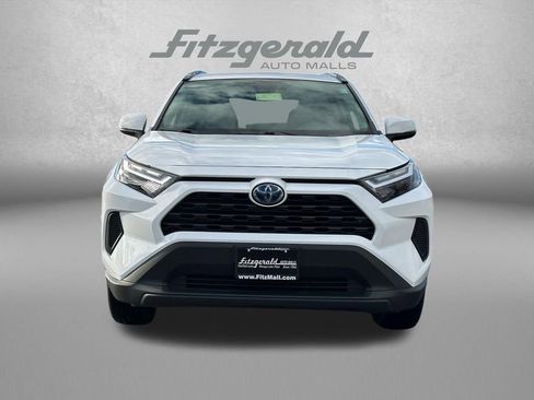 Used 2024 Toyota RAV4 XLE image 3