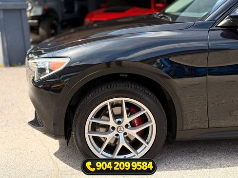 Used 2018 Alfa Romeo Stelvio Sport w/ Quick Order Package 22J Sport AWD/4WD image 10