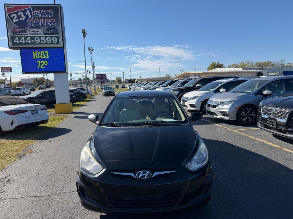 Used 2012 Hyundai Accent GLS w/ Comfort Pkg 2 FWD image 8