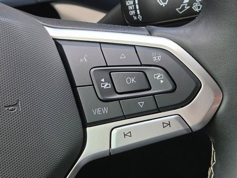 Certified 2024 Volkswagen Taos SE AWD/4WD image 28