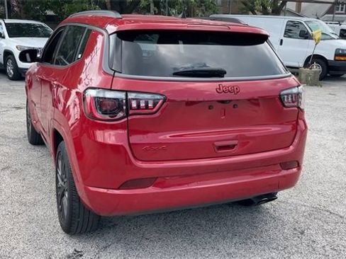 Used 2022 Jeep Compass Limited image 5