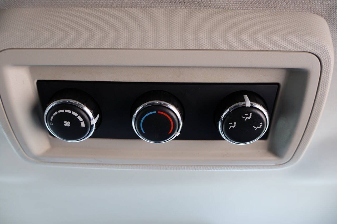 Used 2014 Dodge Journey SXT w/ Flexible Seating Group FWD image 25