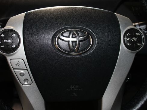 Used 2013 Toyota Prius Four FWD image 20