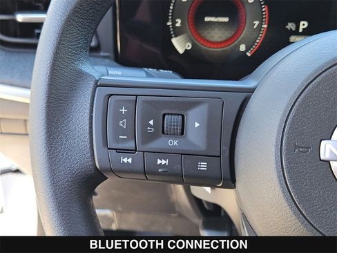 New 2026 Nissan Kicks SV image 24