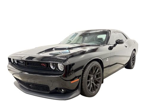 Used 2017 Dodge Challenger R/T Scat Pack w/ Dynamics Package image 7