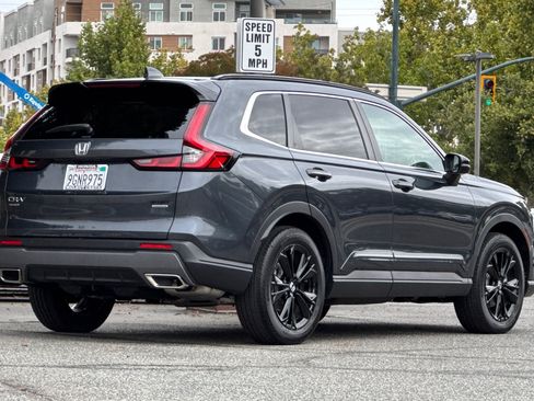 Used 2023 Honda CR-V Sport Touring image 4