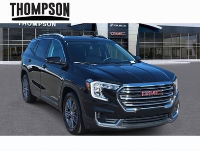 Used 2022 GMC Terrain SLT w/ Infotainment Package II