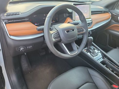 Used 2024 Jeep Compass Limited w/ Elite Group AWD/4WD image 16