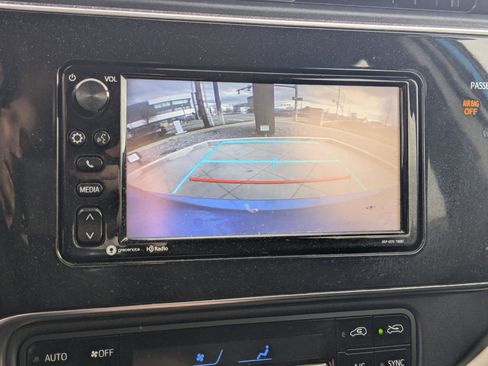 Used 2018 Toyota Corolla iM image 22