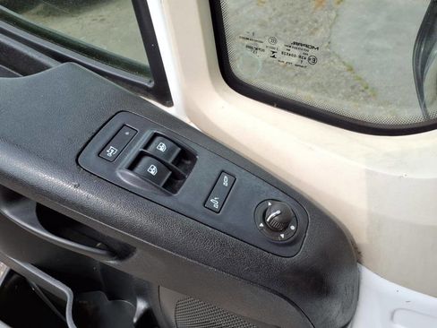 Used 2016 RAM ProMaster 1500 w/ Interior Convenience Group image 24