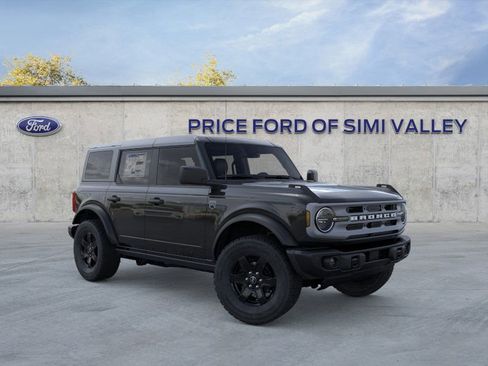New 2025 Ford Bronco Big Bend w/ Black Diamond Package image 7