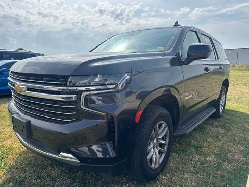 Used 2024 Chevrolet Tahoe LT AWD/4WD image 1