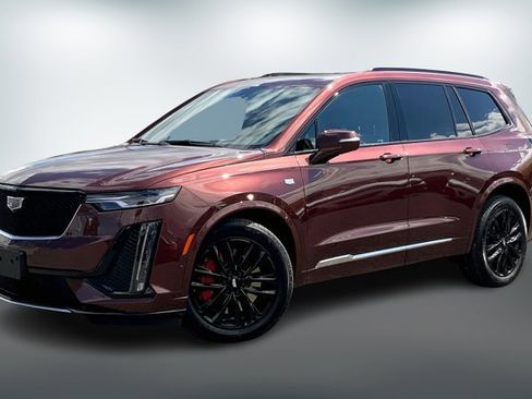 Used 2022 Cadillac XT6 Sport w/ Technology Package image 12